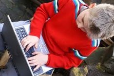 Kind_mit_Laptop.jpg